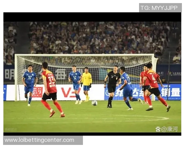 中超盛宴：拜仁狂胜多特蒙德点球大战瞬间点燃全场激情